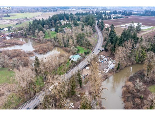 5601 S ANDERSON Rd, Aurora, OR 97002