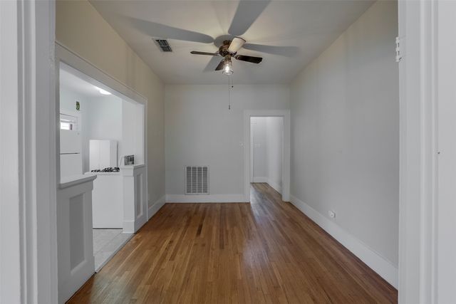 1906 Clover Lane, Fort Worth, TX 76107