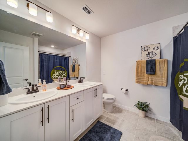 1820 Temple Hills, Van Alstyne, TX 75495