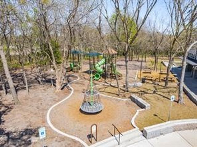 1820 Temple Hills, Van Alstyne, TX 75495