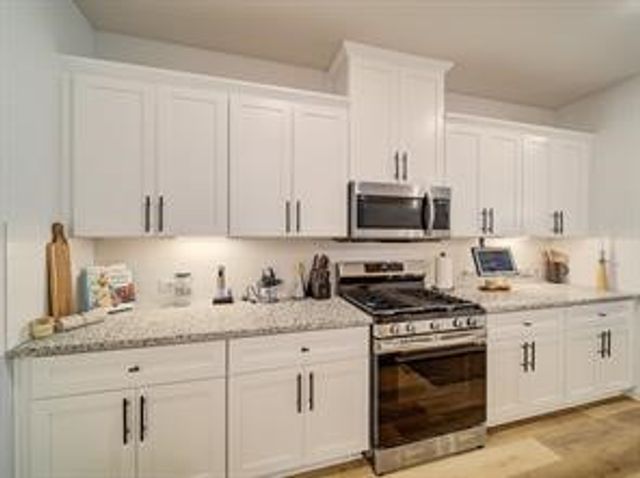 1820 Temple Hills, Van Alstyne, TX 75495