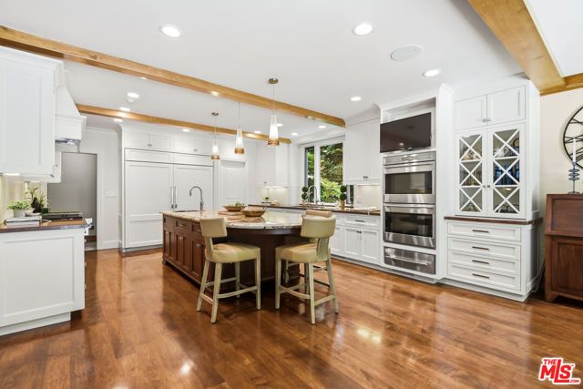 15946 Woodvale Road, Los Angeles, CA 91436