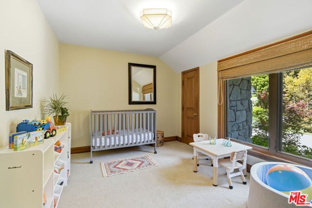 15946 Woodvale Road, Los Angeles, CA 91436
