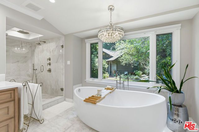 15946 Woodvale Road, Los Angeles, CA 91436