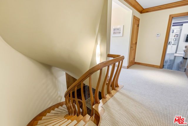 15946 Woodvale Road, Los Angeles, CA 91436