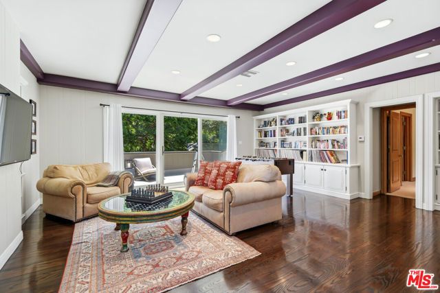 15946 Woodvale Road, Los Angeles, CA 91436