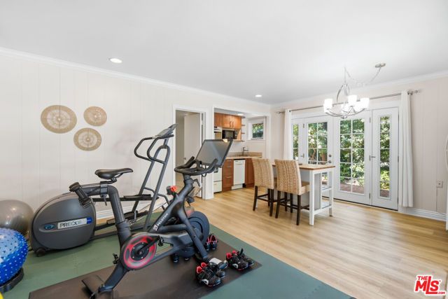 15946 Woodvale Road, Los Angeles, CA 91436