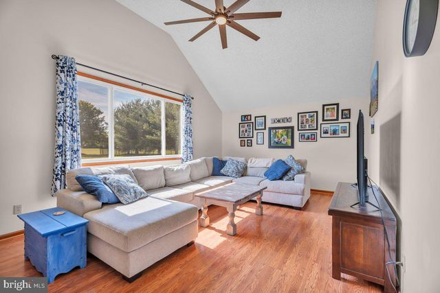 420 WOODSTOWN RD, Woolwich Twp, NJ 08085