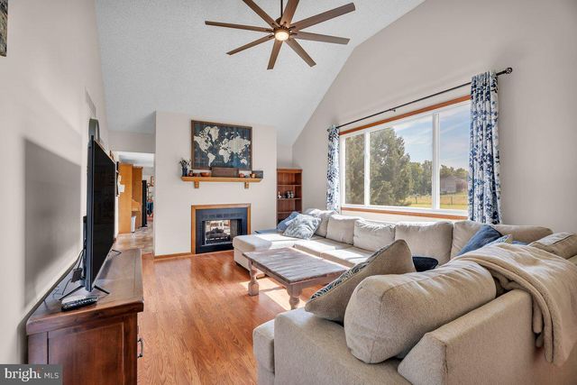 420 WOODSTOWN RD, Woolwich Twp, NJ 08085