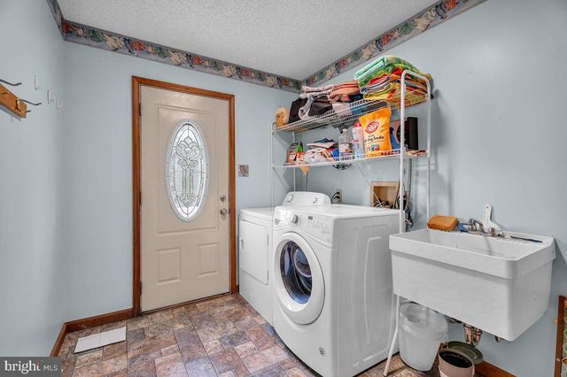 420 WOODSTOWN RD, Woolwich Twp, NJ 08085