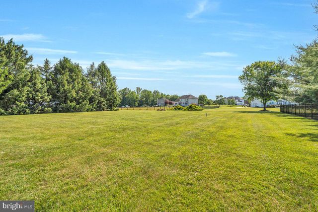 420 WOODSTOWN RD, Woolwich Twp, NJ 08085
