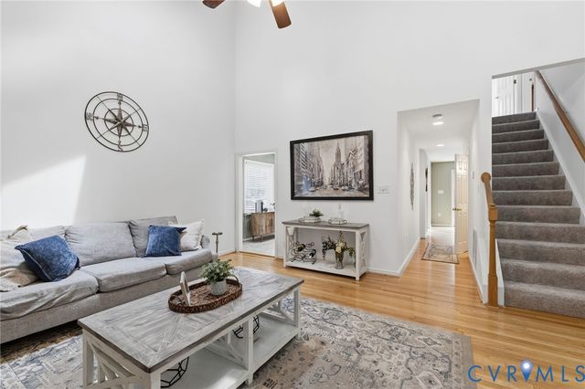 10169 Grand Oaks Dr, Richmond, VA 23233