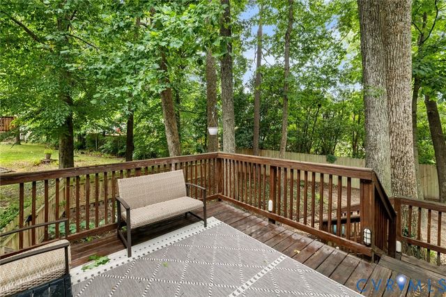 10169 Grand Oaks Dr, Richmond, VA 23233