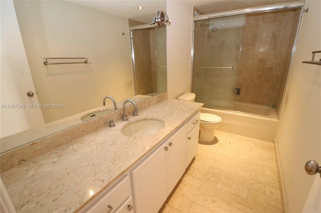 1800 NE 114th St 608, Miami, FL 33181