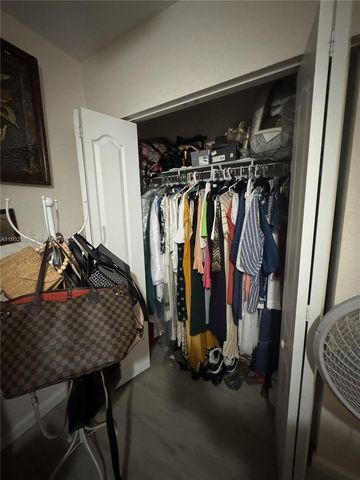 21115 NW 14th Pl 231, Miami Gardens, FL 33169