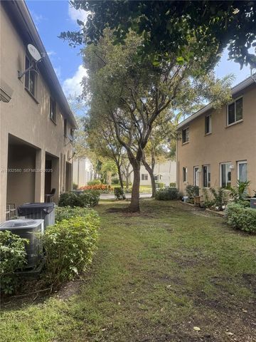 21115 NW 14th Pl 231, Miami Gardens, FL 33169