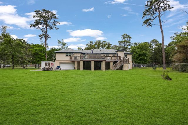 1010 Rosewood Drive, Dickinson, TX 77539