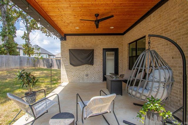 877 Oak Forest Circle, Sherwood, AR 72120