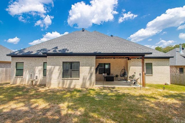 877 Oak Forest Circle, Sherwood, AR 72120