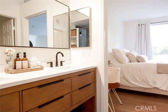 272 Fieldstone Way A, Simi Valley, CA 93065