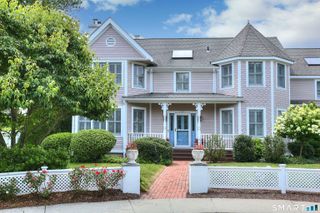 150 Sherman Court 150, Fairfield, CT 06824