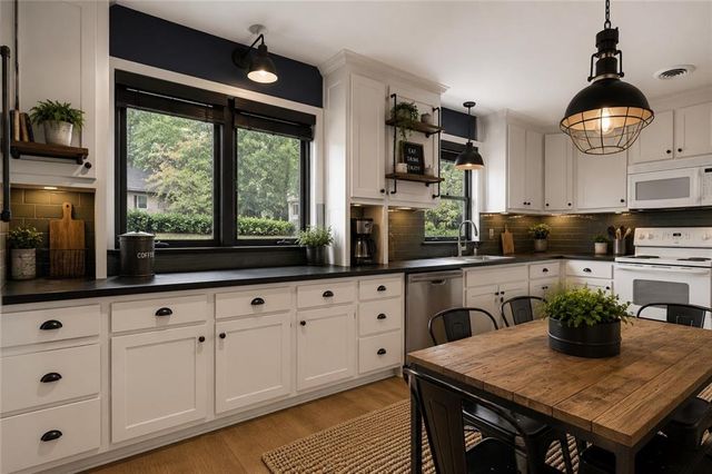 4250 D'Youville Trace, Atlanta, GA 30341