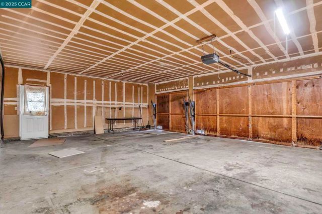 1239 Krona Ln, Concord, CA 94521