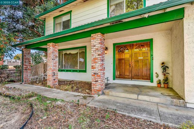 1239 Krona Ln, Concord, CA 94521