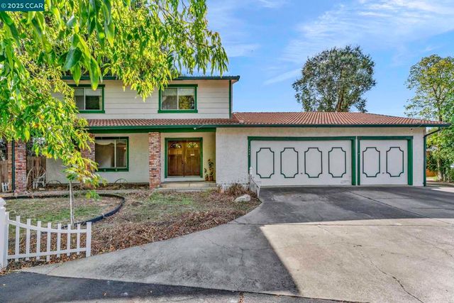 1239 Krona Ln, Concord, CA 94521