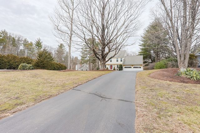 261 Rolling Meadow Drive, Holliston, MA 01746