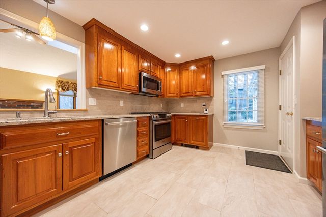 261 Rolling Meadow Drive, Holliston, MA 01746