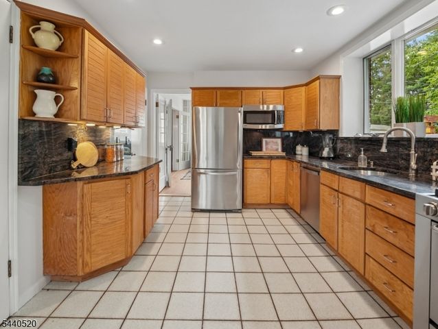 101 S Centre St, South Orange Village Twp., NJ 07079