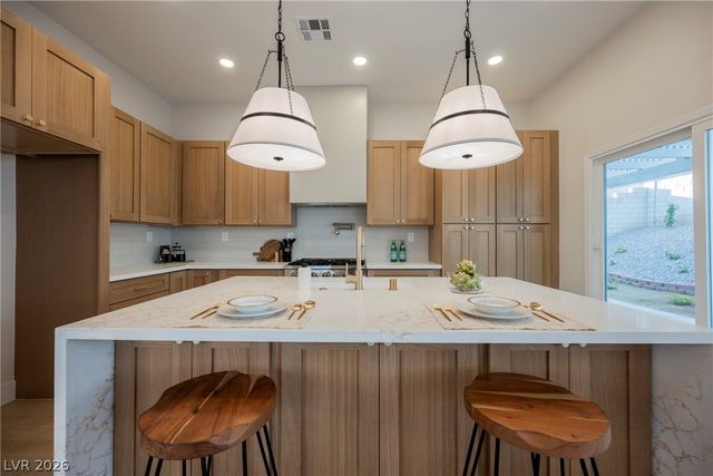 1889 Eagle Flight Lane, Henderson, NV 89012