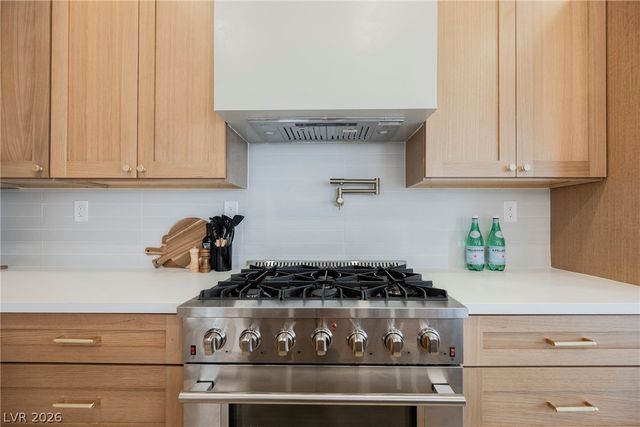 1889 Eagle Flight Lane, Henderson, NV 89012