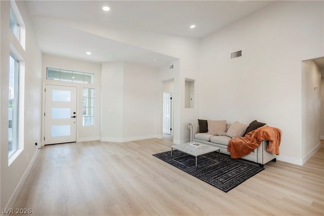 1889 Eagle Flight Lane, Henderson, NV 89012