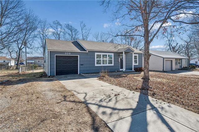 320 S Central Street, Olathe, KS 66061