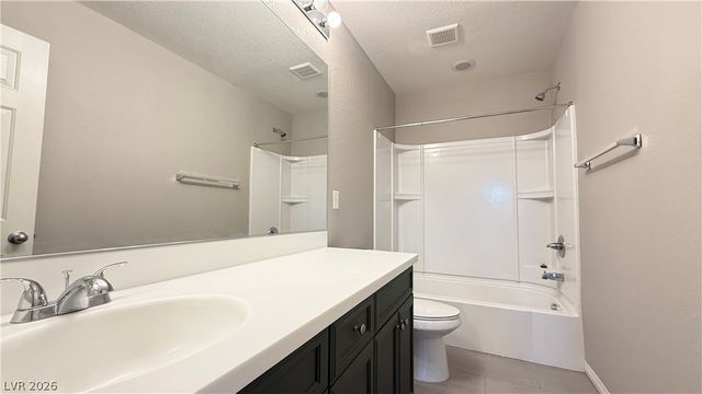 6489 Malibu Lagoon Court, Las Vegas, NV 89141