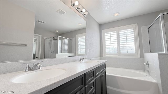 6489 Malibu Lagoon Court, Las Vegas, NV 89141