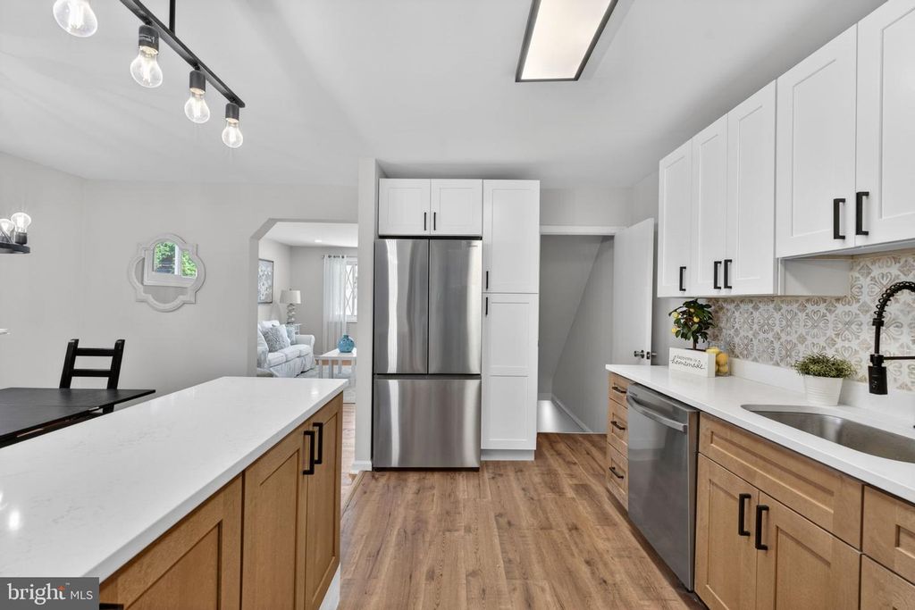 Image 14 of property listing at 3421 ORLANDO AVE, Baltimore, MD 21234
