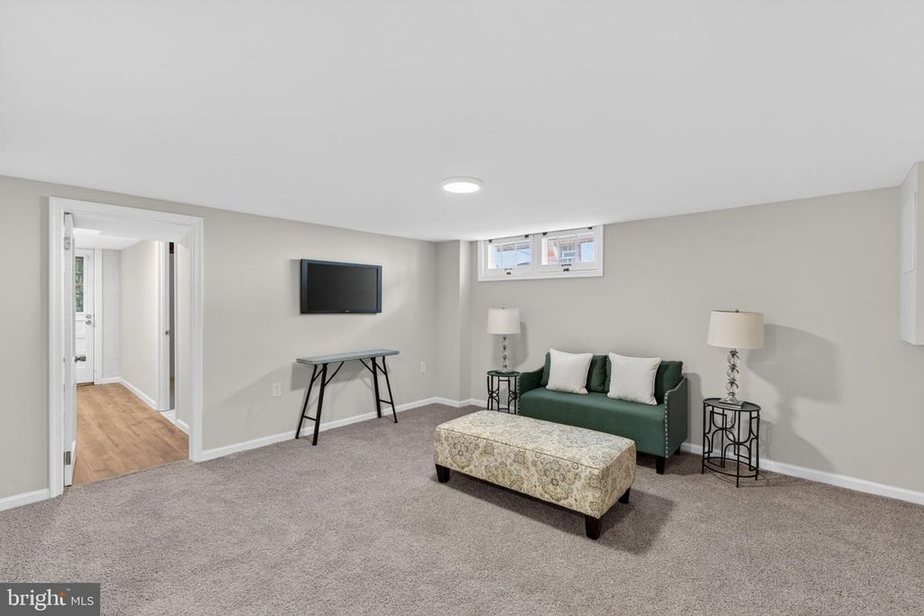 Image 26 of property listing at 3421 ORLANDO AVE, Baltimore, MD 21234