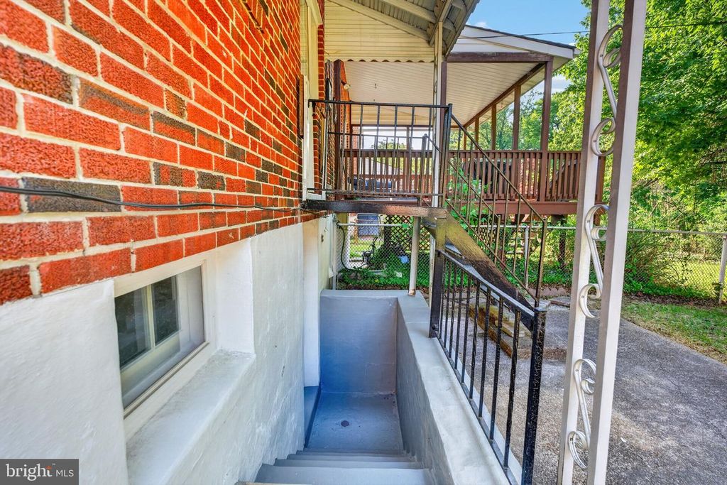 Image 33 of property listing at 3421 ORLANDO AVE, Baltimore, MD 21234