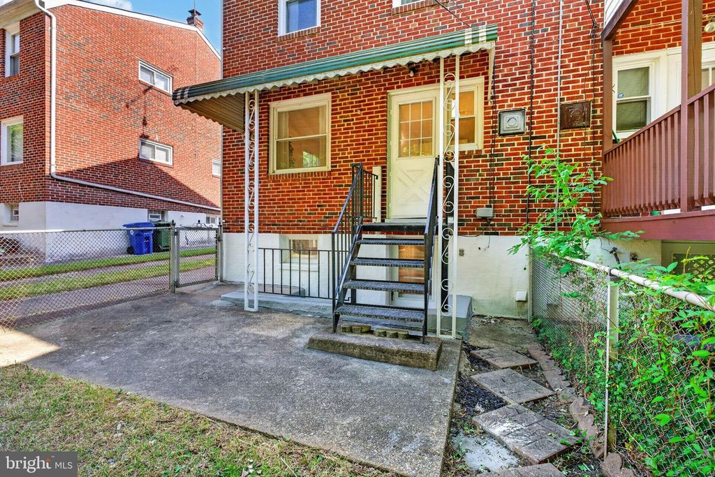 Image 34 of property listing at 3421 ORLANDO AVE, Baltimore, MD 21234