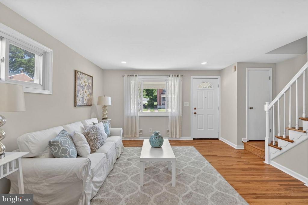 Image 4 of property listing at 3421 ORLANDO AVE, Baltimore, MD 21234