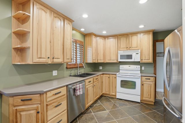 1553 E FULLER DR, Millcreek, UT 84124