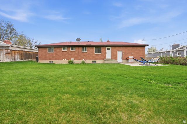 1553 E FULLER DR, Millcreek, UT 84124
