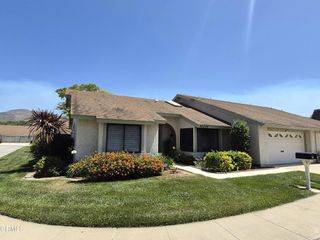 42224 Village 42, Camarillo, CA 93012