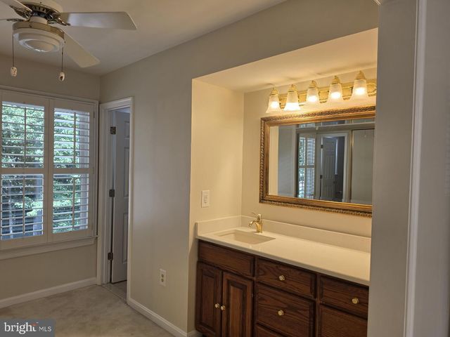 12546 CAVALIER DR, Woodbridge, VA 22192