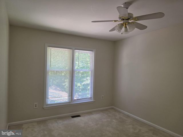 12546 CAVALIER DR, Woodbridge, VA 22192