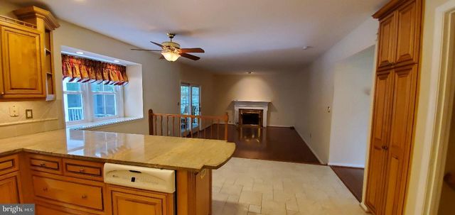 12546 CAVALIER DR, Woodbridge, VA 22192