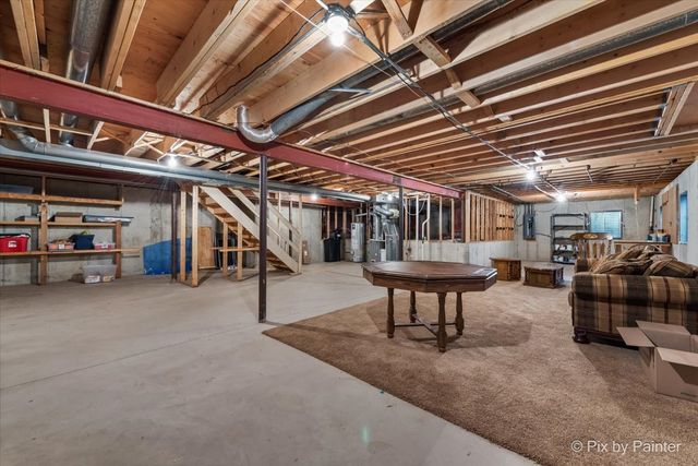 6 Ennis Court, Cary, IL 60013